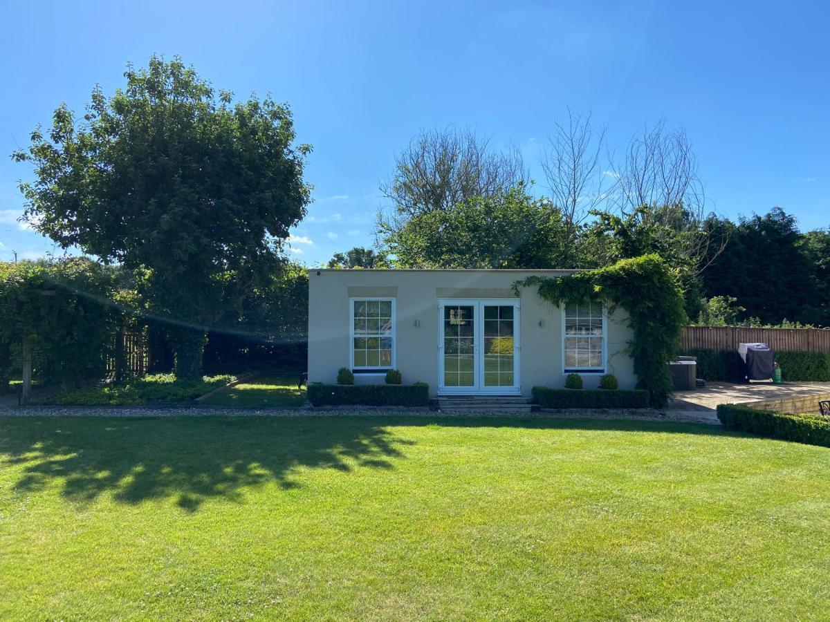 Large Country House - Hot Tub - Pool Table - Bbq - 5 Bedrooms - Log Burner Three Legged Cross Exteriör bild
