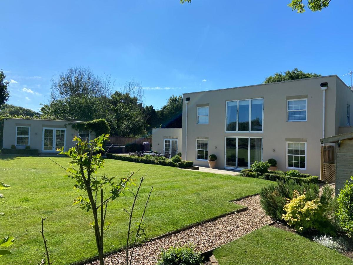 Large Country House - Hot Tub - Pool Table - Bbq - 5 Bedrooms - Log Burner Three Legged Cross Exteriör bild